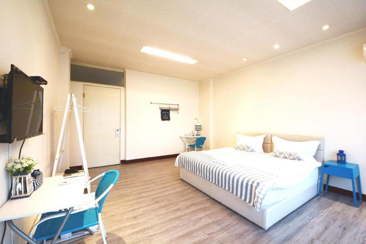 Ariyoshi Ya Apartment Tainan Exterior photo