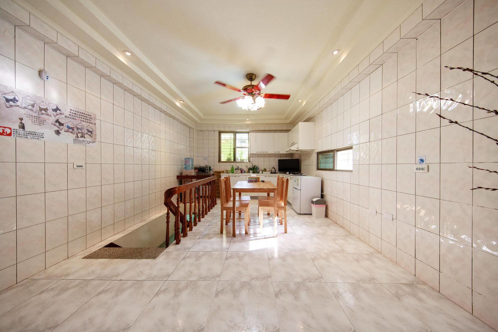 Ariyoshi Ya Apartment Tainan Exterior photo