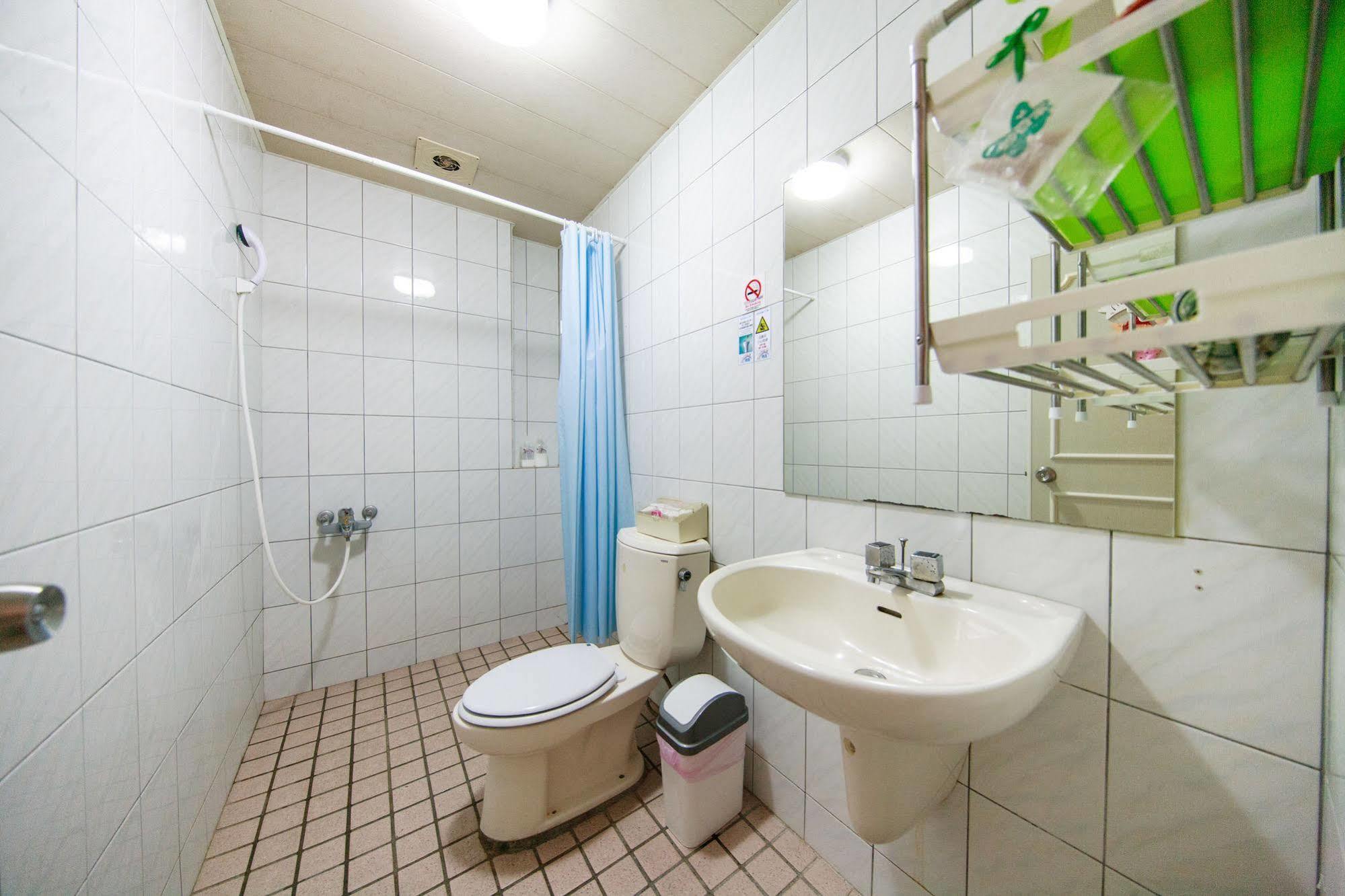Ariyoshi Ya Apartment Tainan Exterior photo