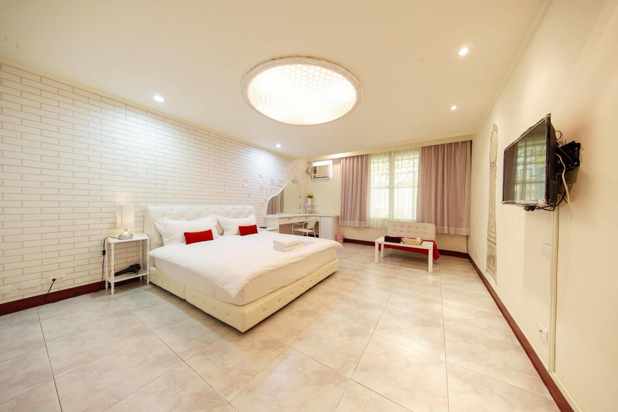 Ariyoshi Ya Apartment Tainan Exterior photo